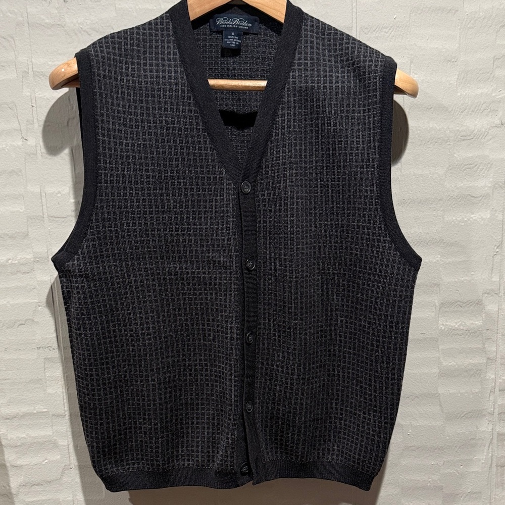 Brooks Brothers Gray Merino Wool cardigan Vest
